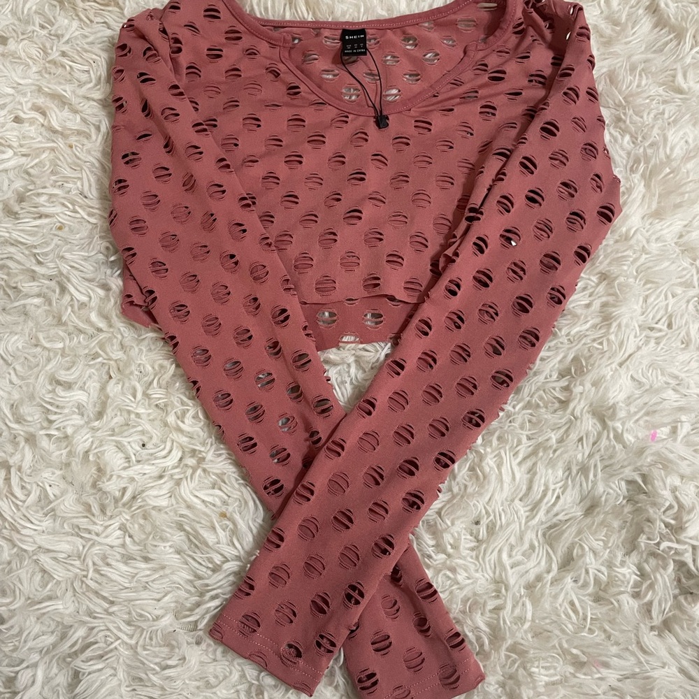 SHEIN Pink Cutout Long Sleeve Crop Top